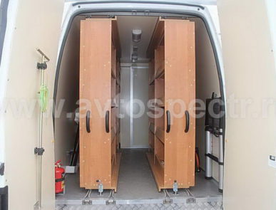 Передвижная библиотека Ford Transit