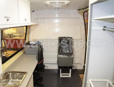 Передвижная лаборатория ветеринарно санитарной экспертизы Volkswagen Crafter 2