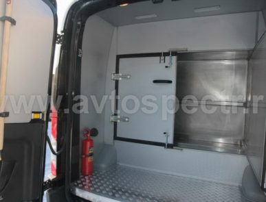 Автомобиль для перевозки опасных грузов 7 класса Ford Transit