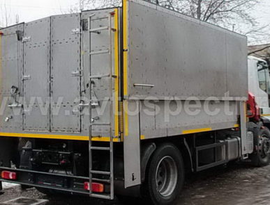 Автомобиль для перевозки опасных грузов среднего класса IVECO