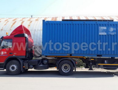 Автомобиль для перевозки опасных грузов тяжелого класса VOLVO FM