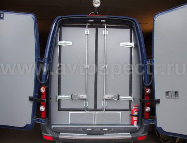 Автомобиль для перевозки опасных грузов 7 класса Volkswagen Crafter