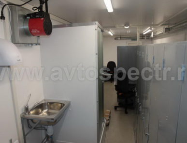 Мобильный санпропускник (МС) на базе полуприцепа