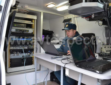 Штабной автомобиль на базе Ford