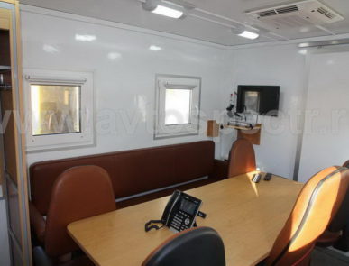 Командно штабная машина на базе КАМАЗ с прицепом