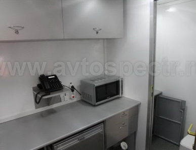 Командно штабная машина на базе КАМАЗ с прицепом