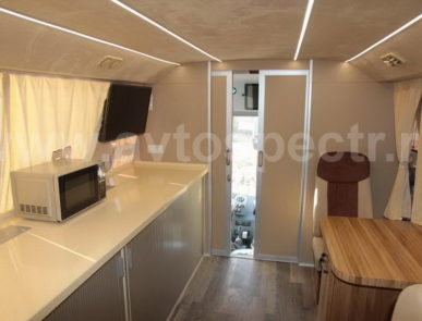 Передвижной штаб МАЗ 251