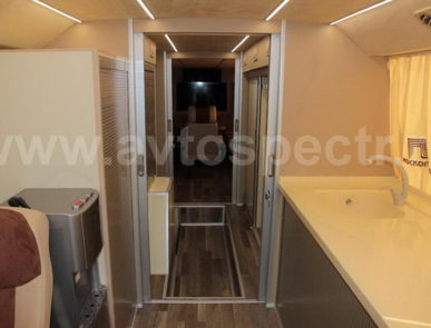 Передвижной штаб МАЗ 251