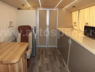 Передвижной штаб МАЗ 251