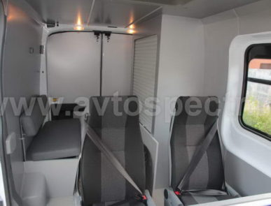 Передвижная дорожная лаборатория на шасси Ford Transit